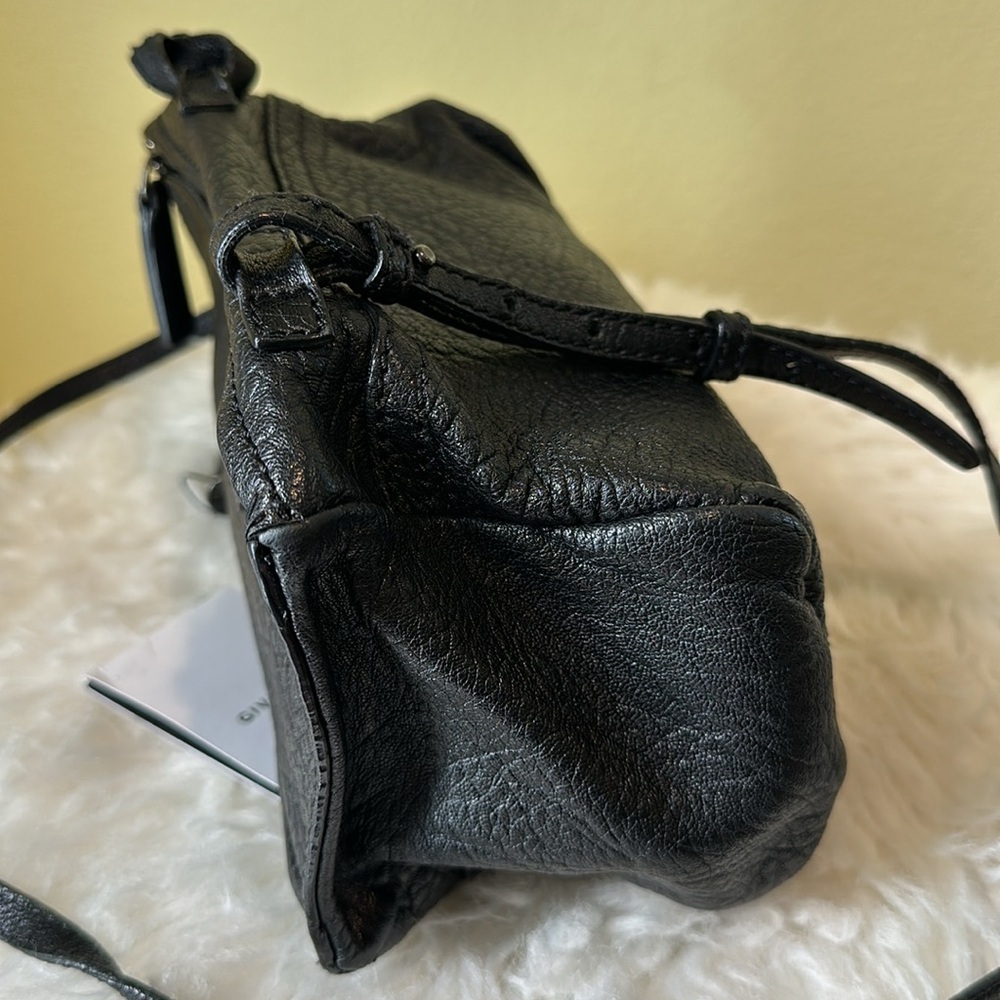 💯Authentic Givenchy Pandora  Black Leather Mini Crossbody Bag🍀 - Picture 5 of 15